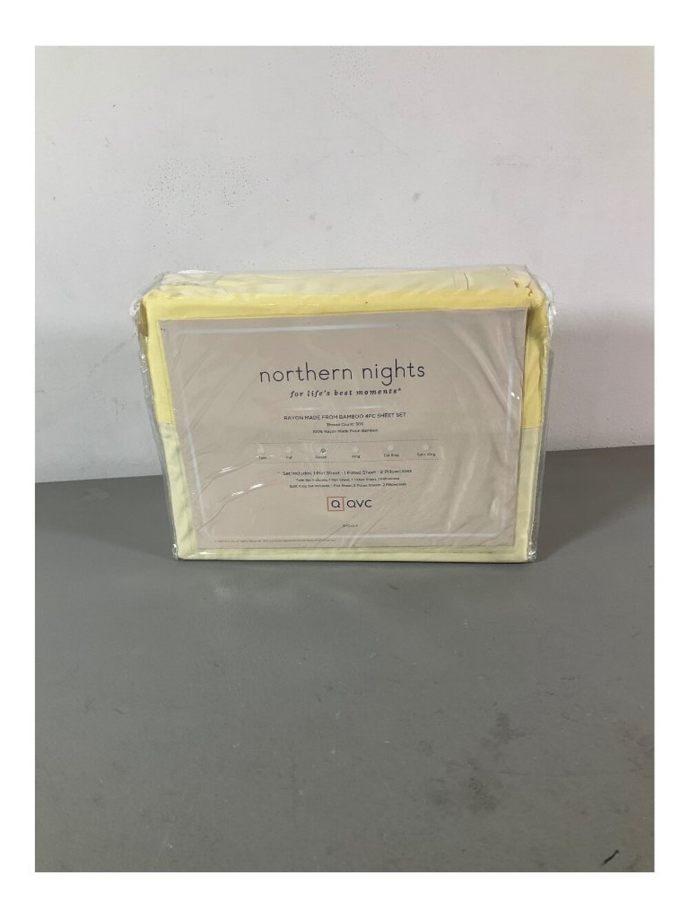 Northern Nights Bamboo Rayon 300 Thread Count 4-Piece Yellow Sheet Set
